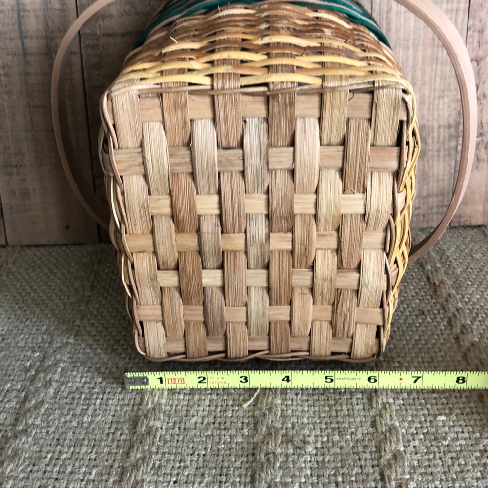 Basket with Handles - Picture 7 of 11